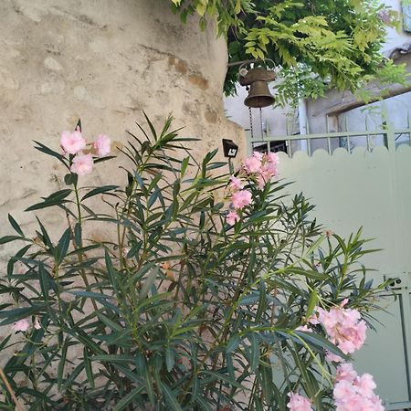 Bed and Breakfast Chez Les Filles Dions Zewnętrze zdjęcie