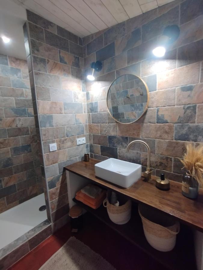 Bed and Breakfast Chez Les Filles Dions Zewnętrze zdjęcie