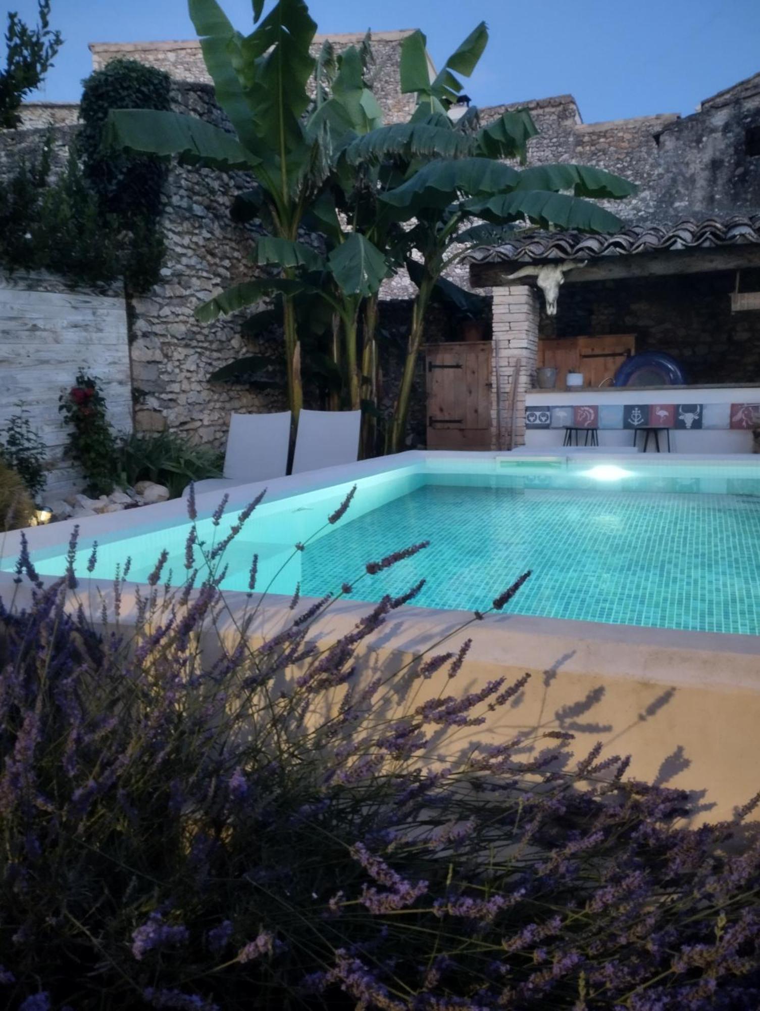 Bed and Breakfast Chez Les Filles Dions Zewnętrze zdjęcie